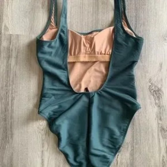 Resort Wear! J. Crew Ribbed Squareneck Swimsuit - Picture 2 of 7